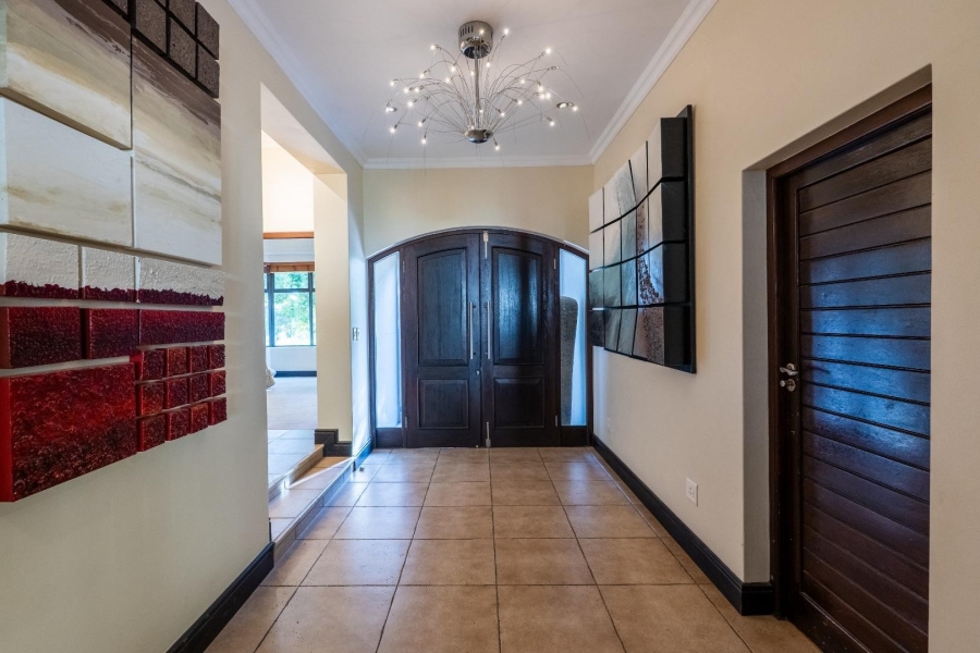 To Let 4 Bedroom Property for Rent in Boschenmeer Golf Country Estate Western Cape